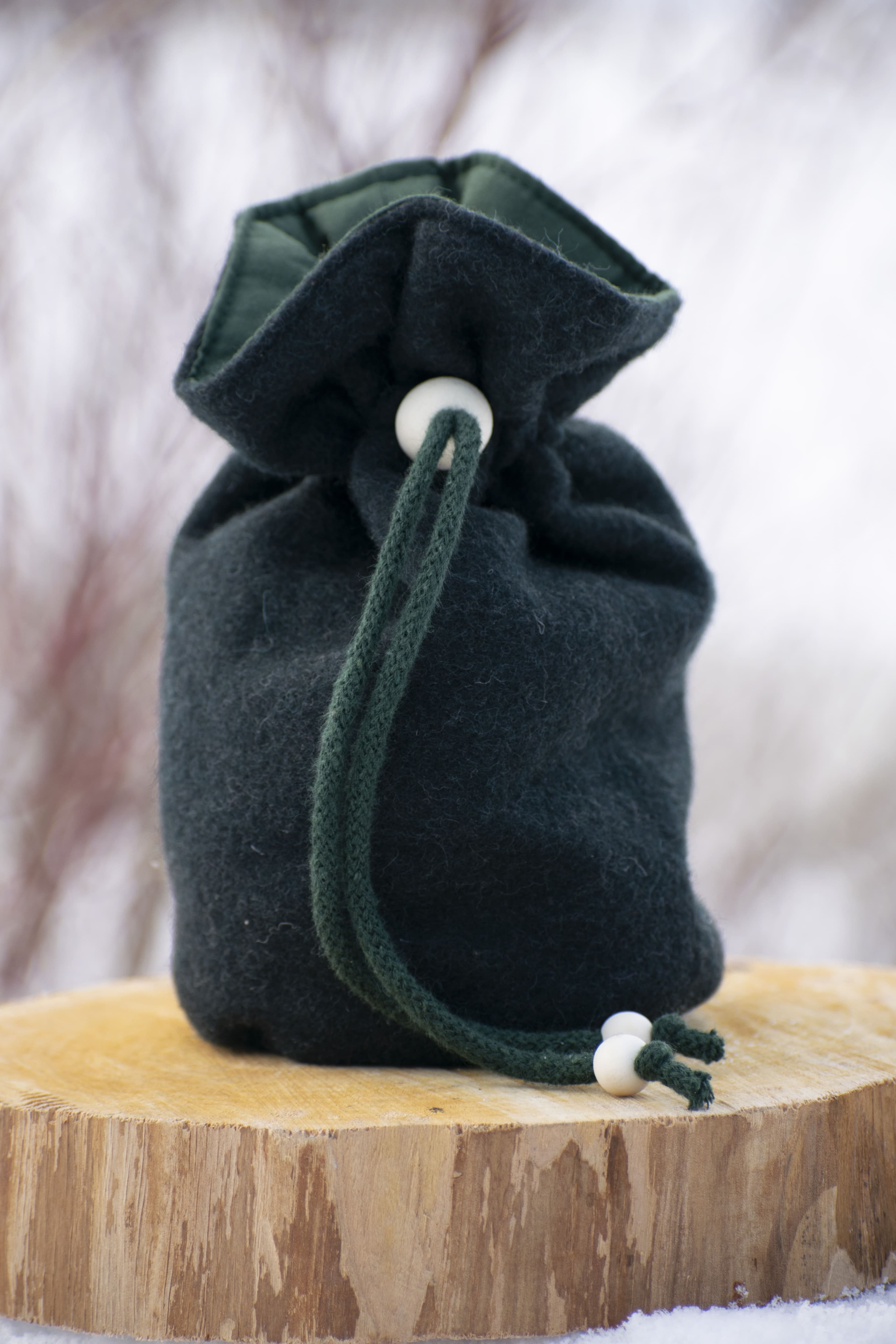 Sakiewka "Ciemny mech"